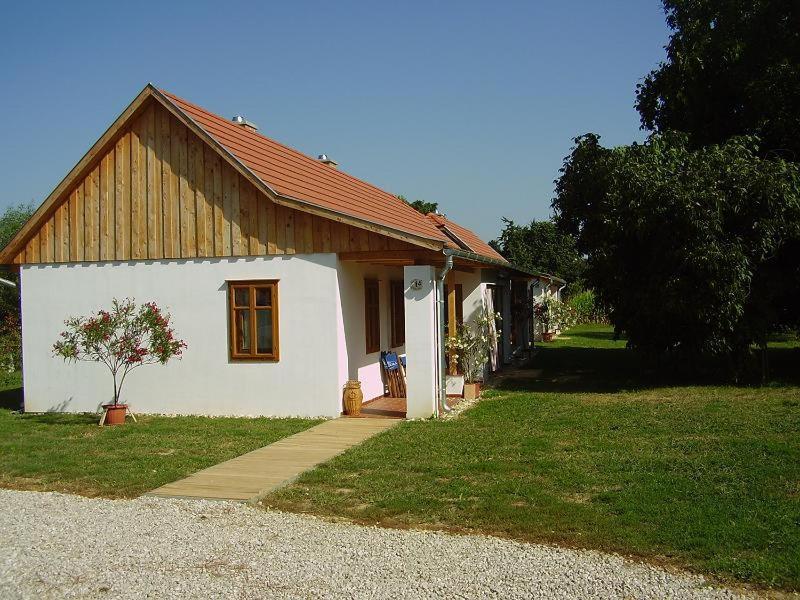 Martonvendeghaz 1 Villa Gelse Exterior photo